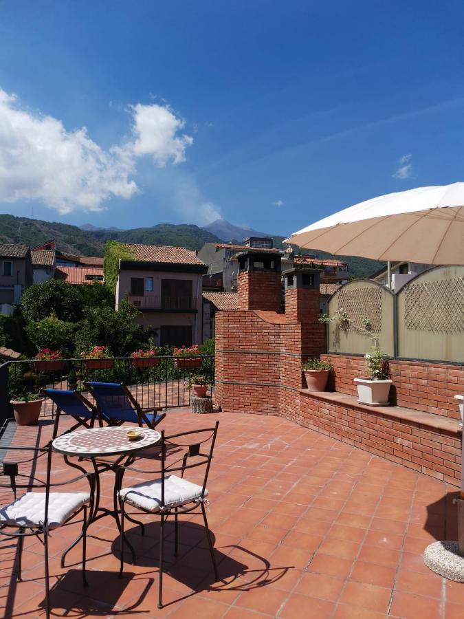 Villa Rosa Etna Apartments Zafferana Etnea Esterno foto