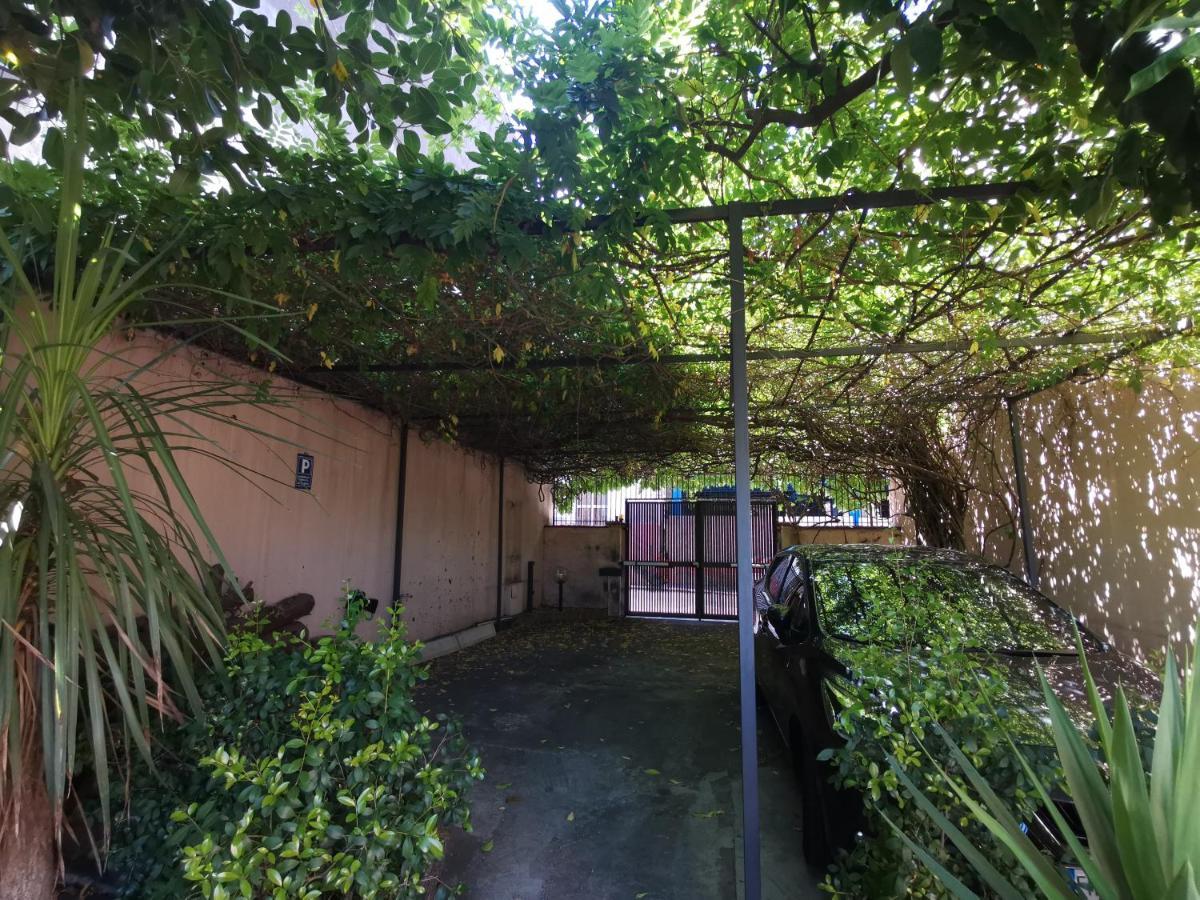 Villa Rosa Etna Apartments Zafferana Etnea Esterno foto