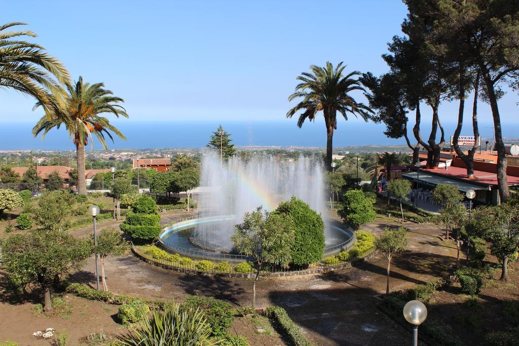 Villa Rosa Etna Apartments Zafferana Etnea Esterno foto