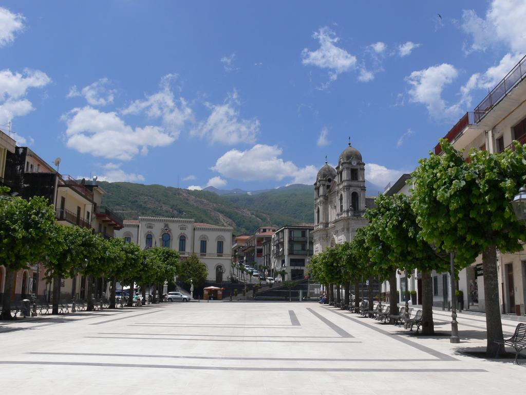 Villa Rosa Etna Apartments Zafferana Etnea Esterno foto
